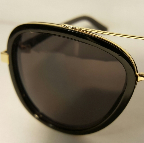 Fashion Sunglasses - Picture 5 of 6